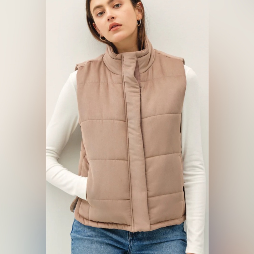 Be Cool Suede-Like Puffer Vest Size Medium